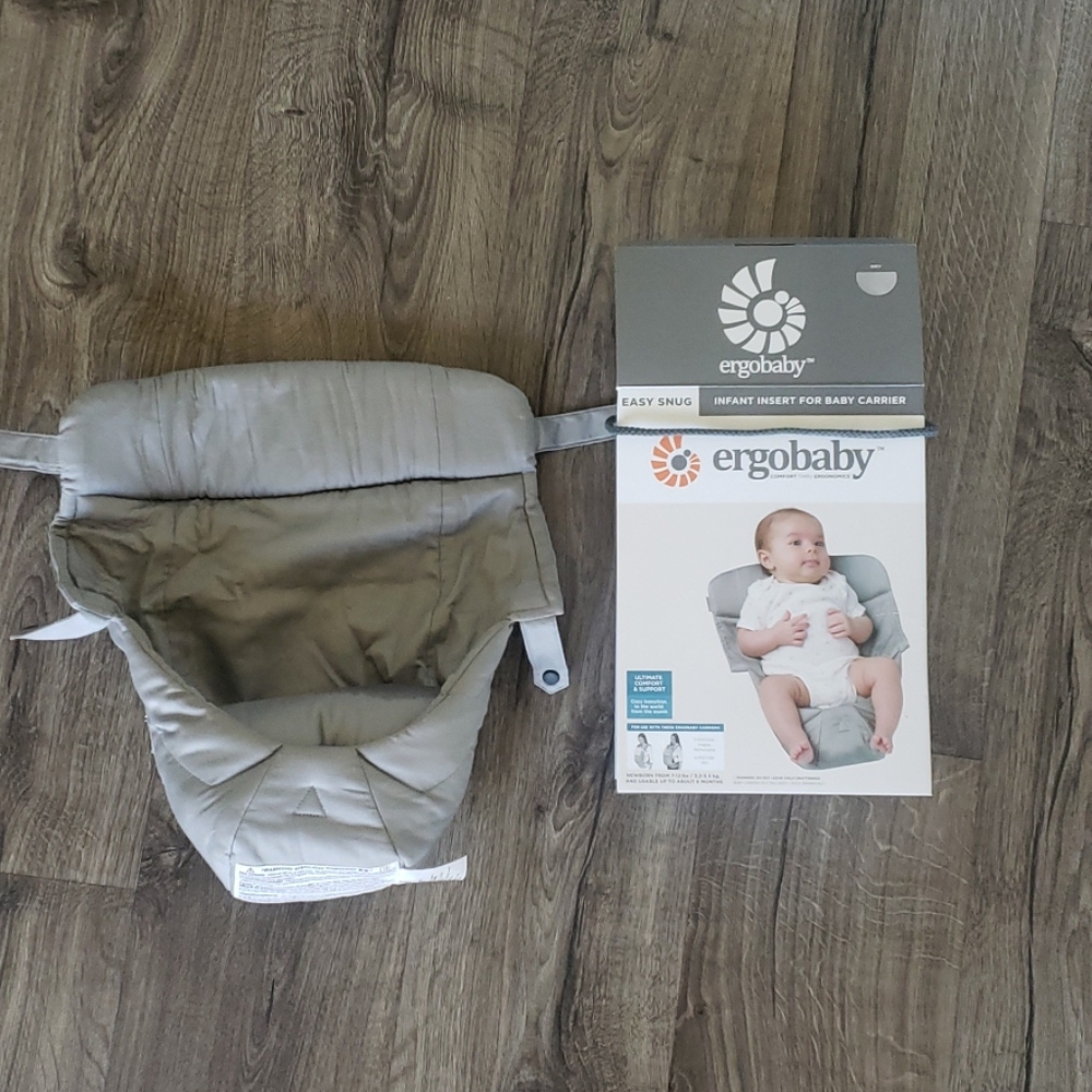 Ergobaby infant insert light grey